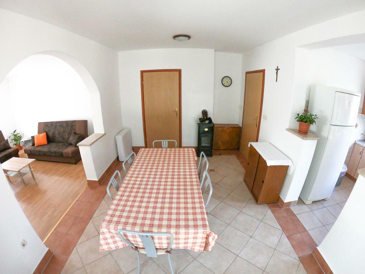 Apartment And Room Borka & Marko Mali Lošinj Exterior foto